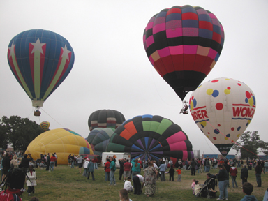The 2004 Sonoma County Hot Air Balloon Classic was held in Windsor, CA